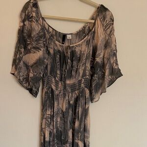 Elegant Black and Cream Women's Dress